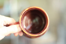 Load image into Gallery viewer, 14-D Cinnamon Grotto Variation Barely Flared Textured Divot Mug, 18 oz.