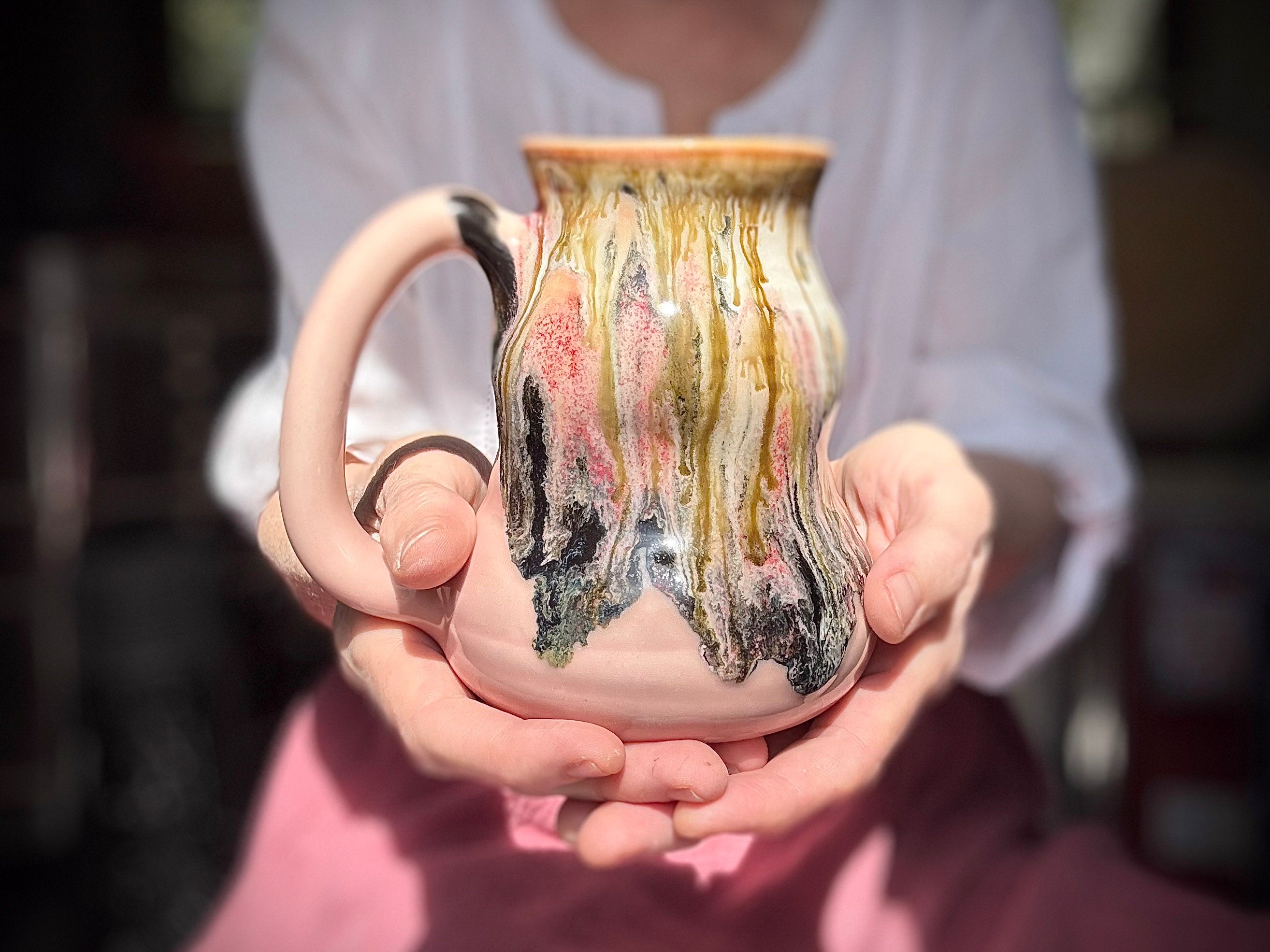 01-D Granny's Lace Cuddle Mug - TOP SHELF, 20 oz.