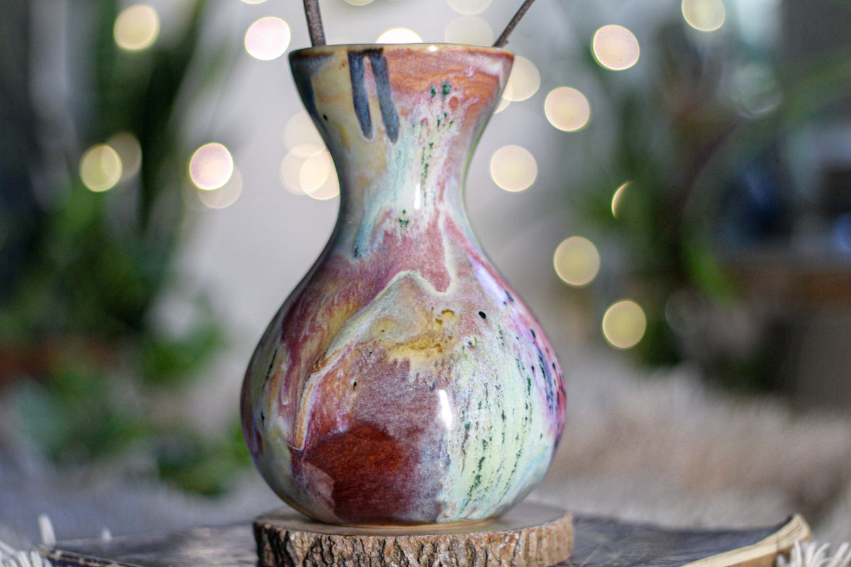 08-C 'FLOW' Vase, 20 oz.