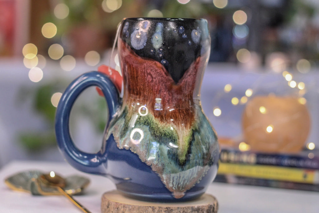 09-A Rocky Mountain Midnight Notched Acorn Gourd Mug, 27 oz.