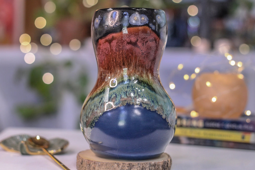 09-A Rocky Mountain Midnight Notched Acorn Gourd Mug, 27 oz.