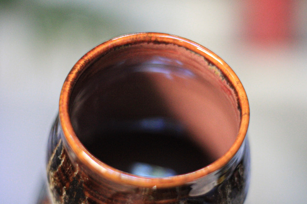 07-C Molten  PROTOTYPE Textured Divot Cuddle Mug , 20 oz.
