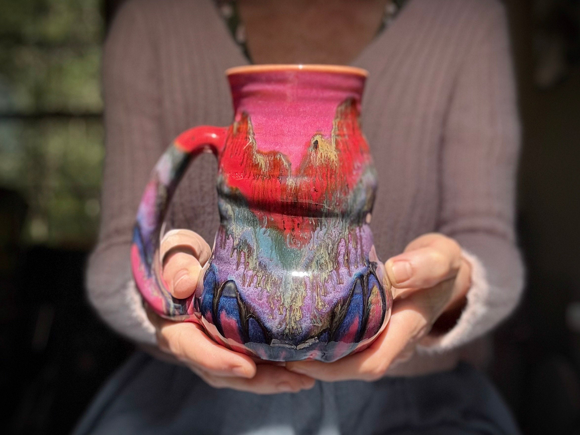 10-B Strawberry Hills Cuddle Mug - TOP SHELF MISFIT, 23 oz.