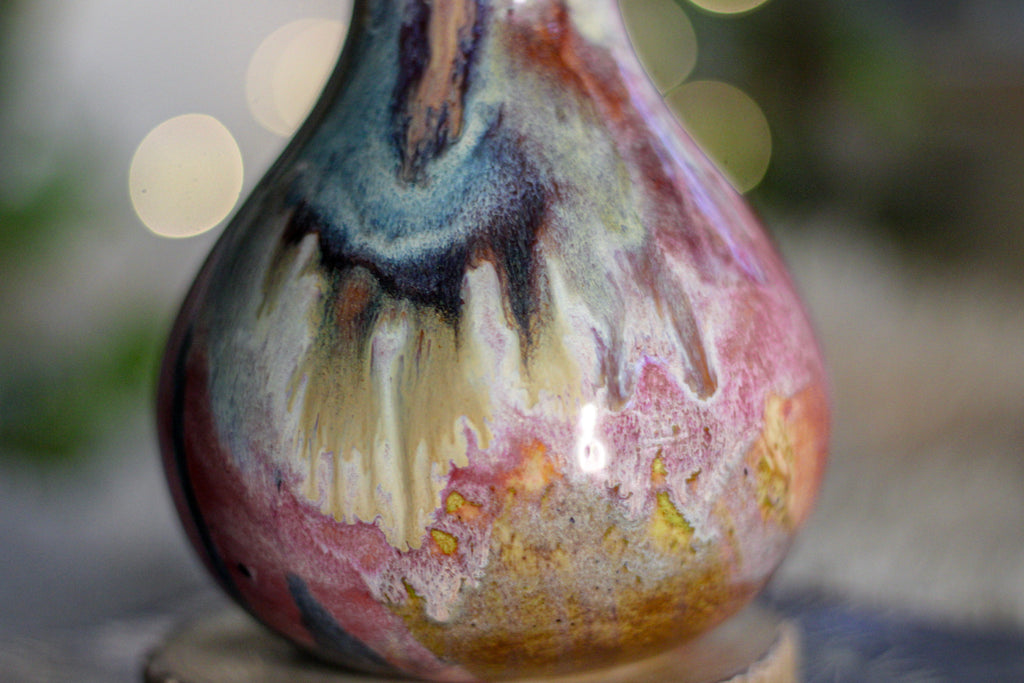 08-C 'FLOW' Vase, 20 oz.