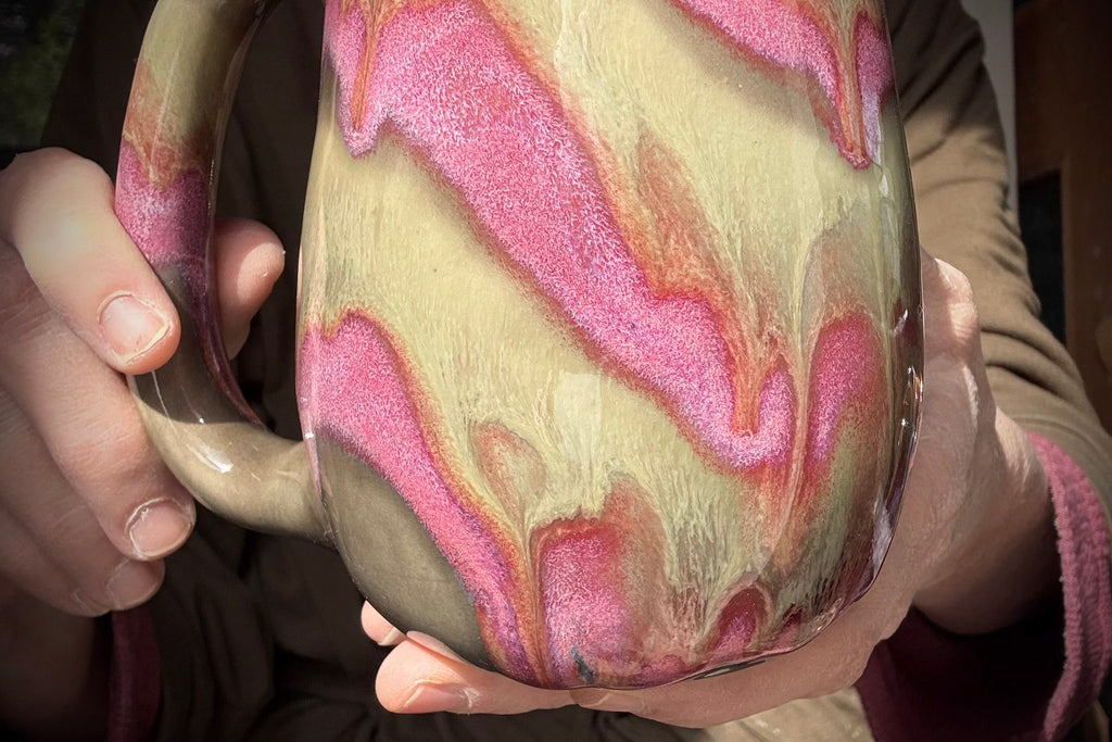 09-E Magenta Grotto Variation Mug, 20 oz.