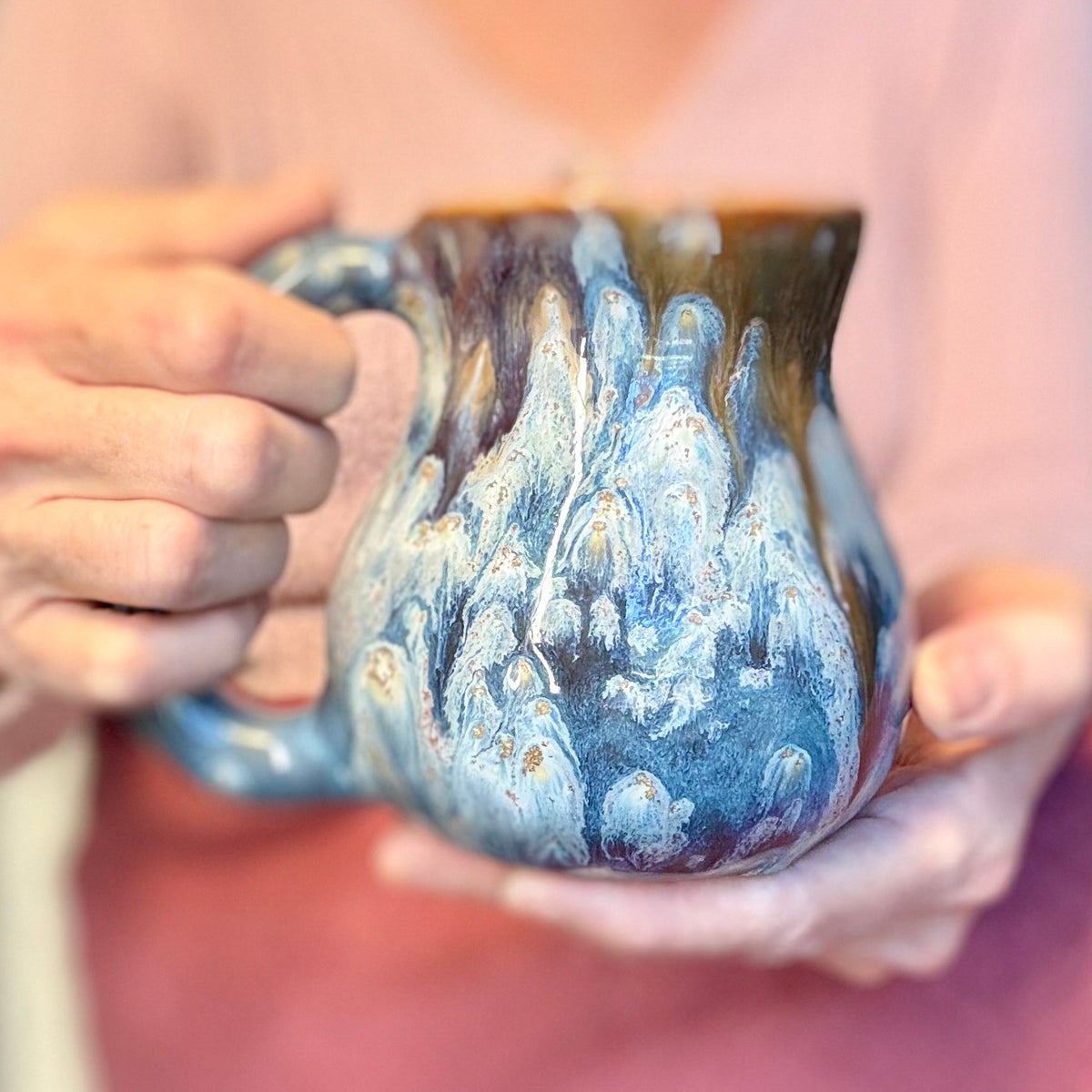 09-F Turquoise Starburst Flared Curvy Mug, 18 oz.