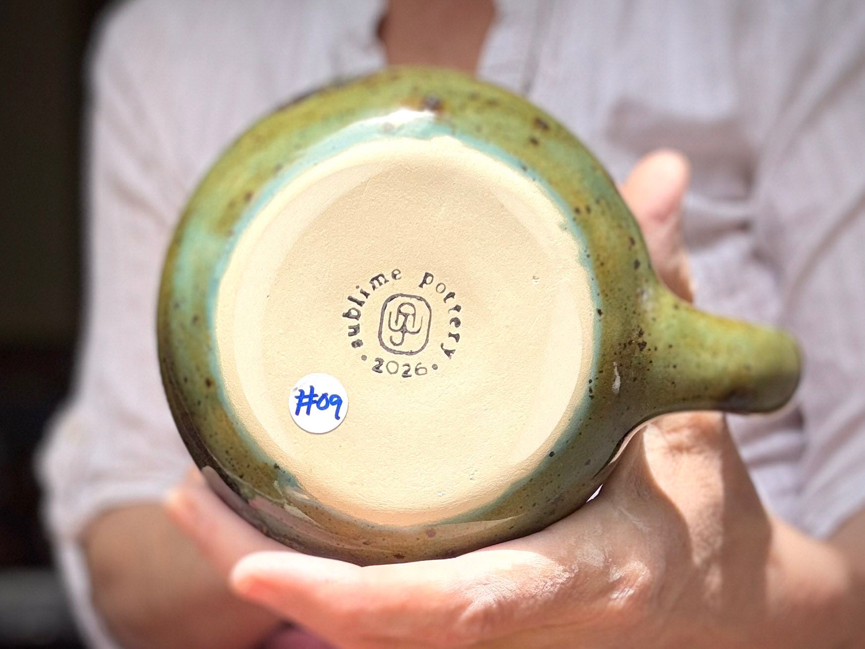 09-D Mossy Wave Gourd Mug, 24 oz.