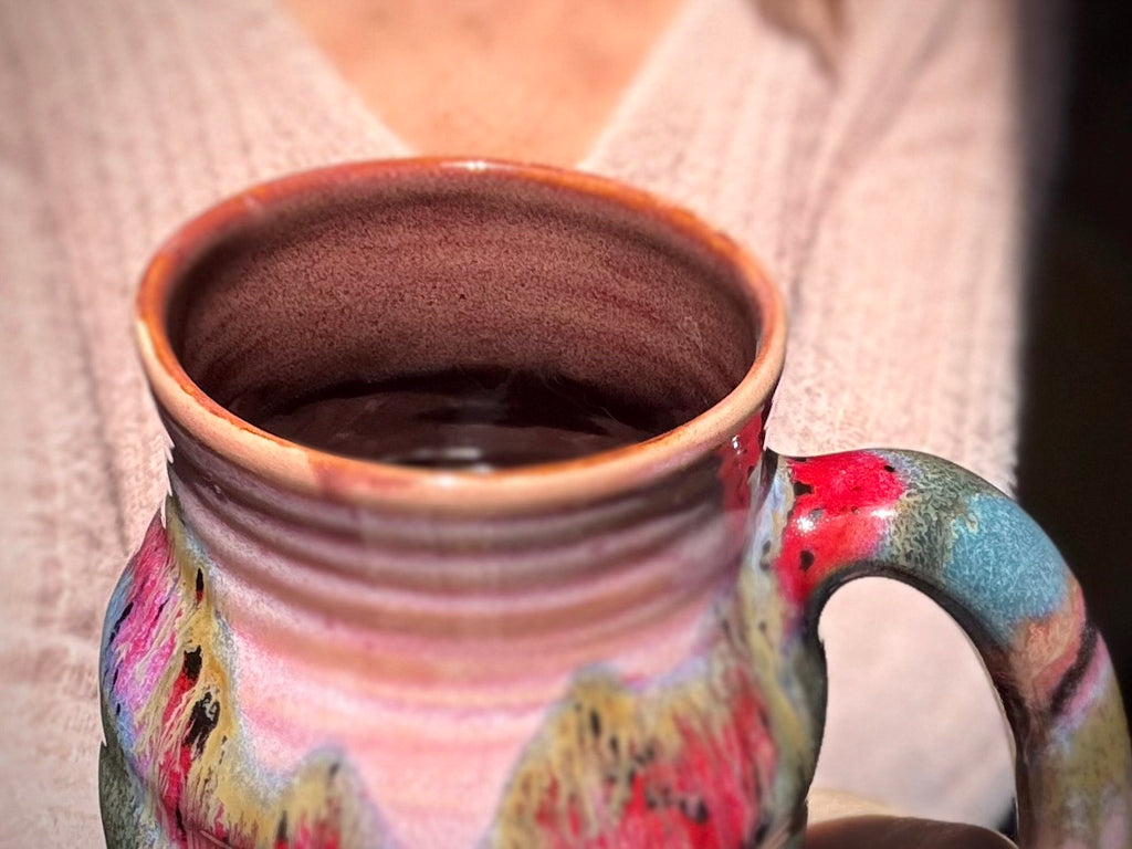 01-B Strawberry Hills Cuddle Mug - TOP SHELF MISFIT, 25 oz.