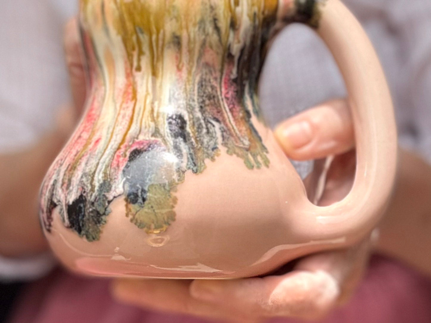10-D Granny's Lace Gourd Mug, 20 oz.