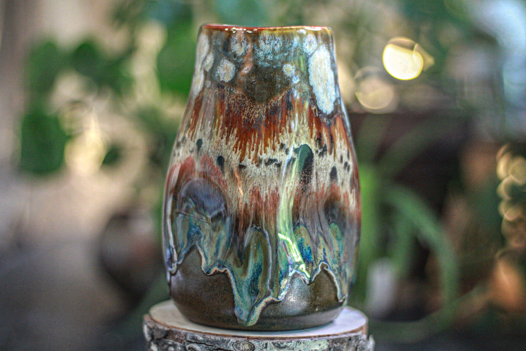 14-B Desert Oasis Bedside Pitcher - TOP SHELF, 22 oz.