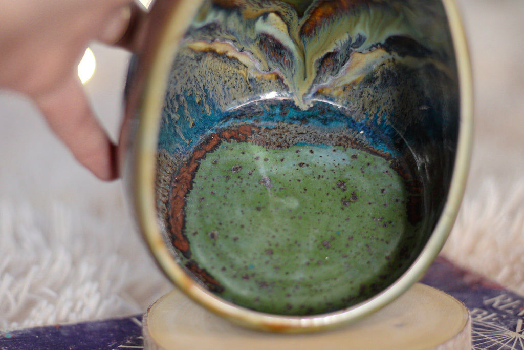 09-A Green Mountain Magic Candleholder