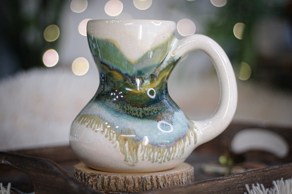 11-B Hidden Valley Notched Gourd Mug - TOP SHELF, 20 oz.