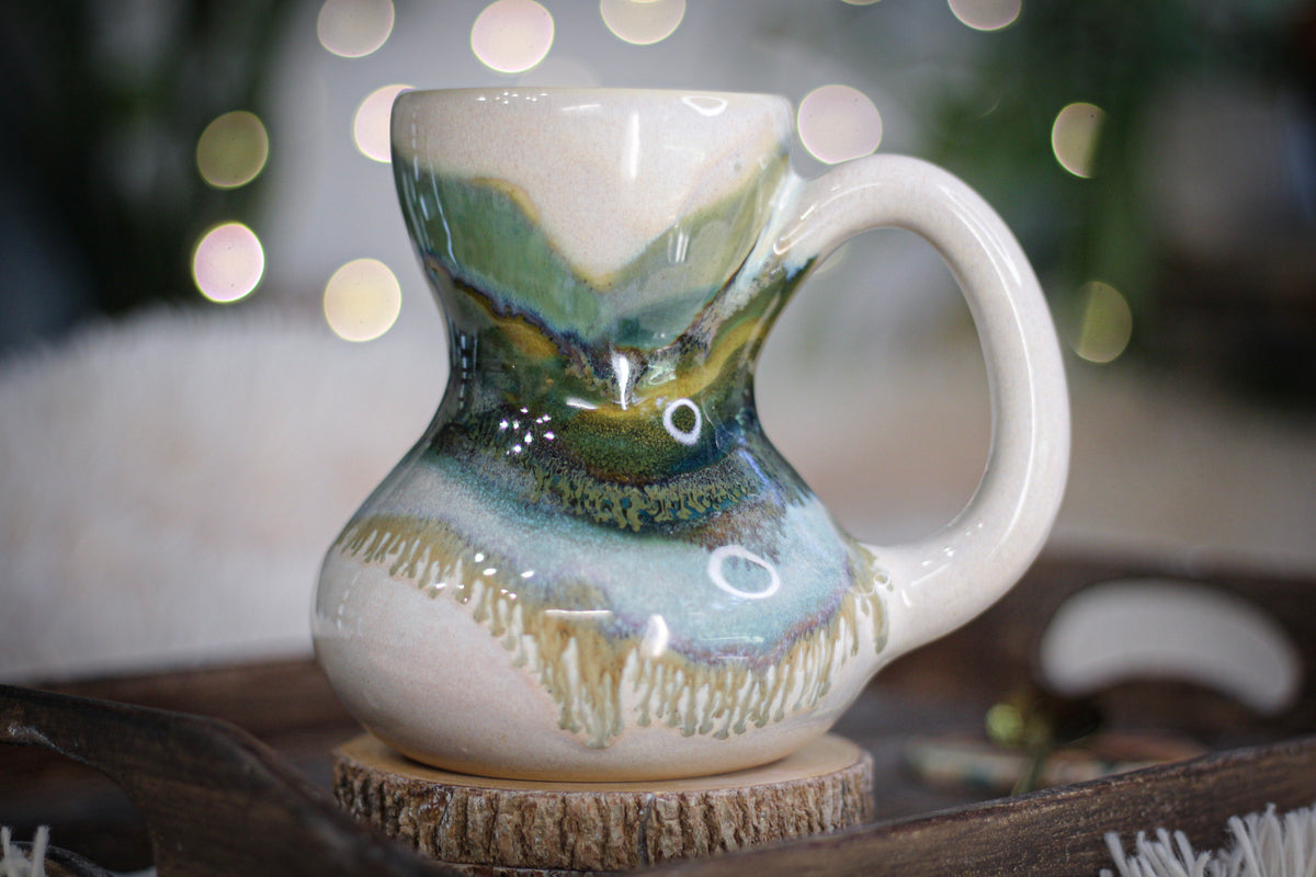 11-B Hidden Valley Notched Gourd Mug - TOP SHELF, 20 oz.