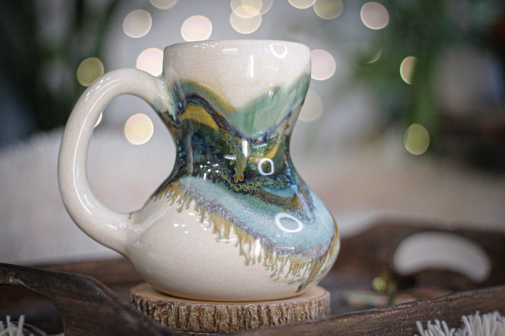 11-B Hidden Valley Notched Gourd Mug - TOP SHELF, 20 oz.