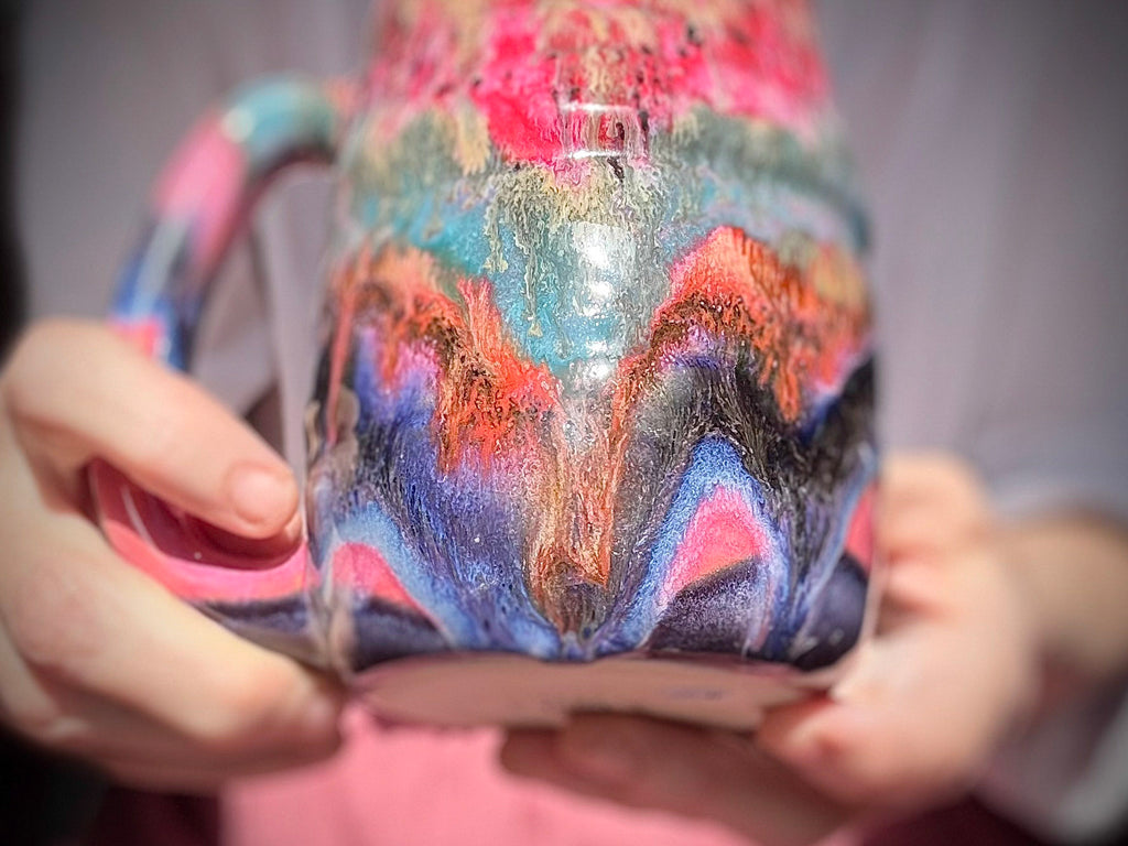 10-C Strawberry Hills Swirly Mug - MINOR MISFIT, 24 oz. - 10% off