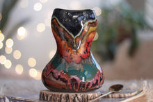 Load image into Gallery viewer, 05-A Green Mountain Midnight Gourd Vessel - TOP SHELF, 23 oz.