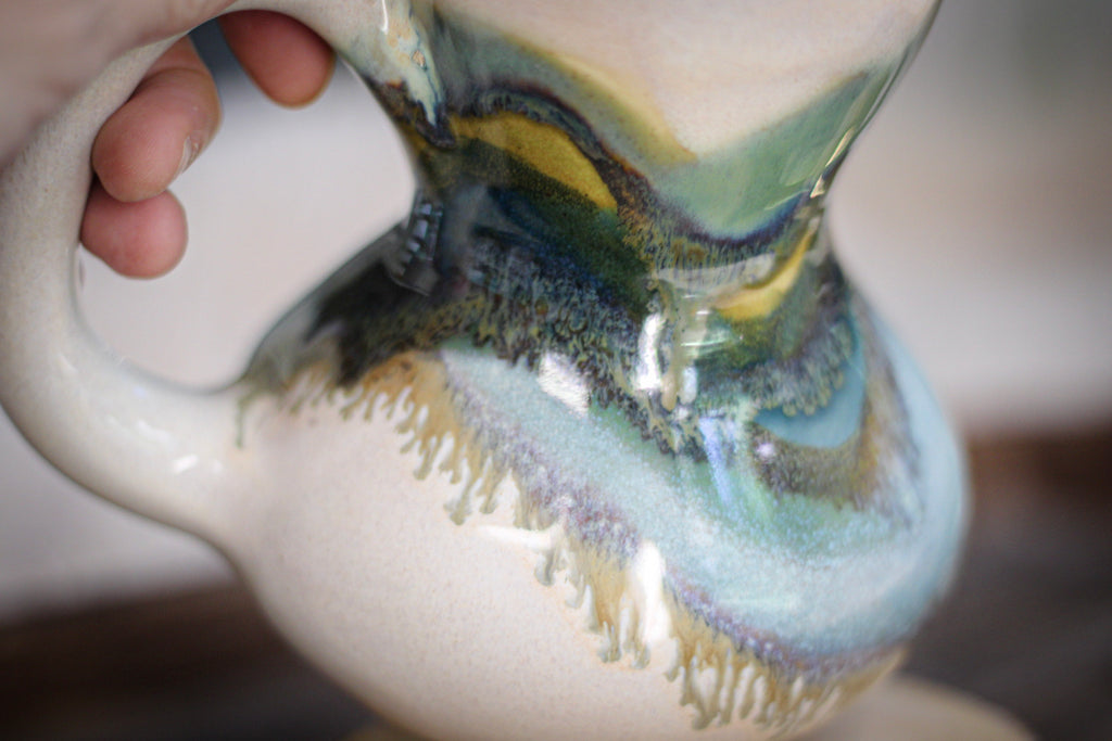 11-B Hidden Valley Notched Gourd Mug - TOP SHELF, 20 oz.
