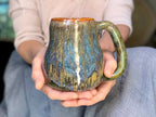 12-D Mossy Wave Mid Mod Mug, 20 oz.
