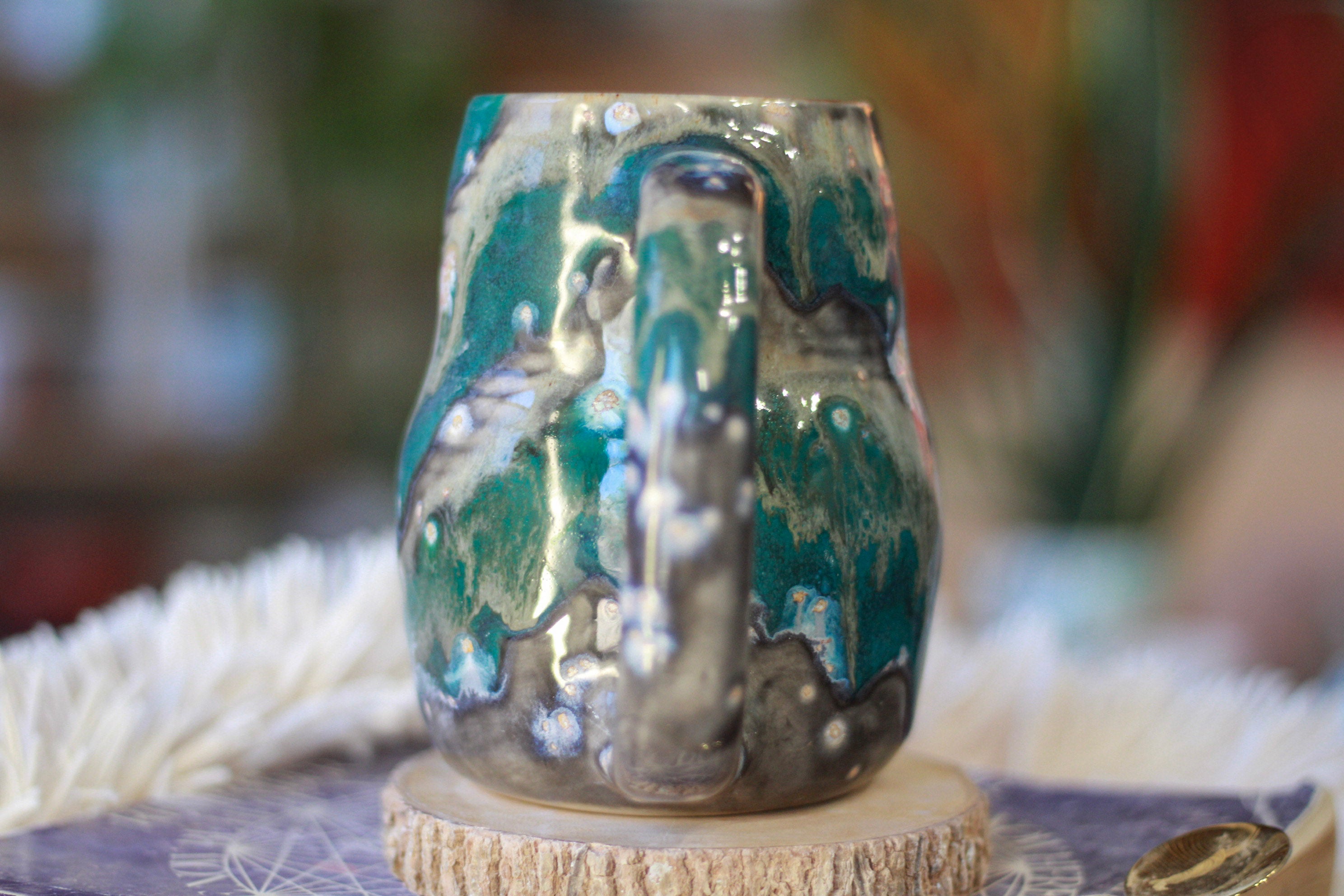 11-E Turquoise Grotto Varation Mid Mod Mug, 20 oz.