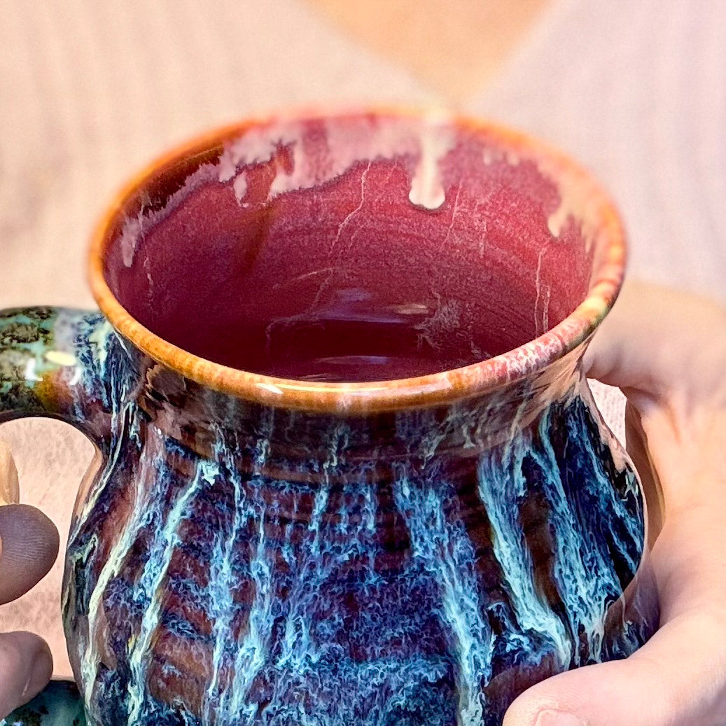 10-E New Wave Flared Curvy Grooved Mug, 22 oz.