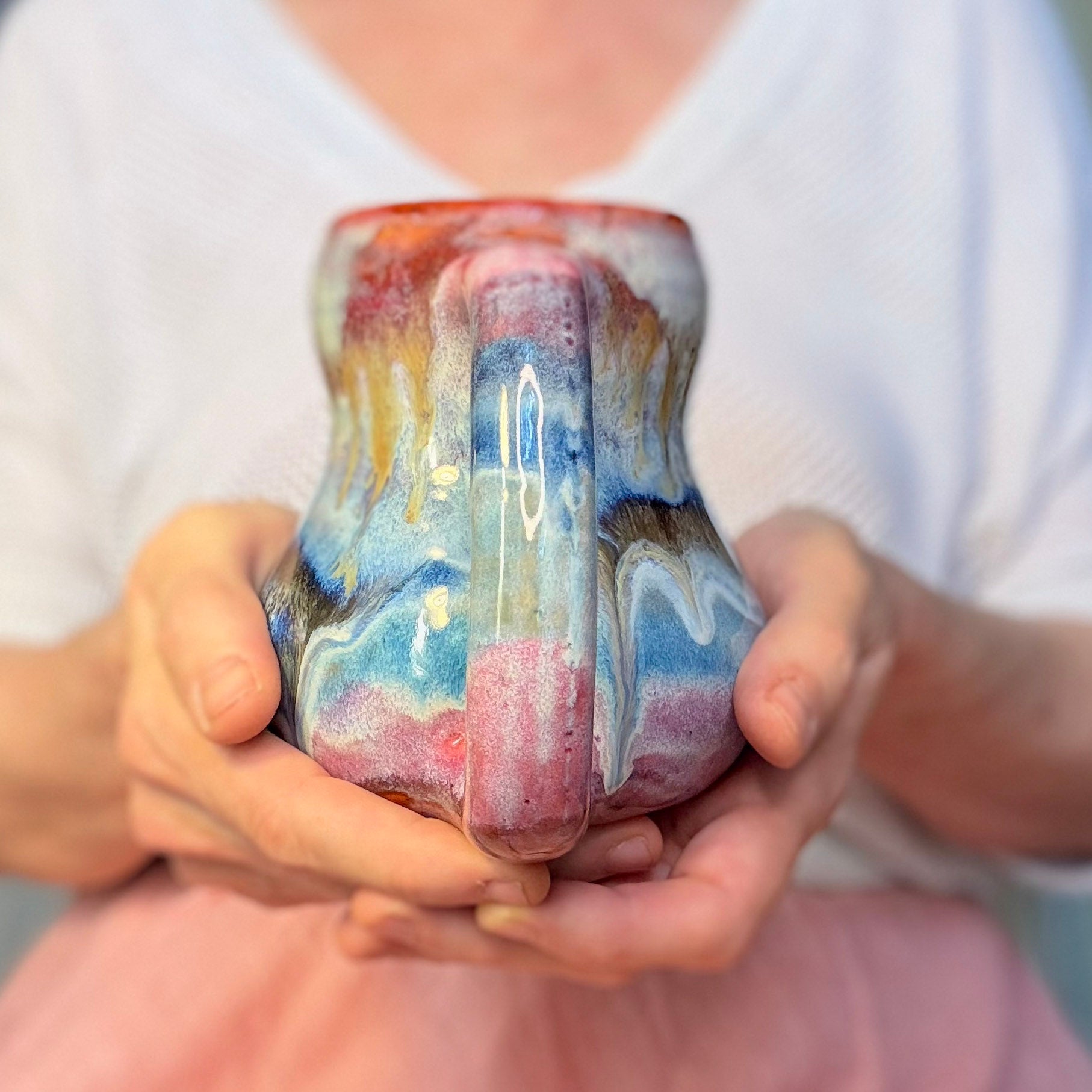 11-C Winter Rainbow Gourd Mug, 20 oz.