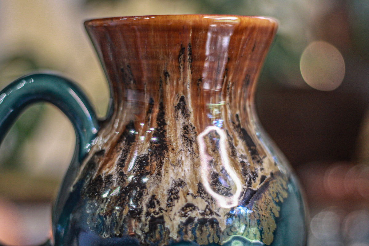 09-D Molten Cheetah Flared Mug, 23 oz.