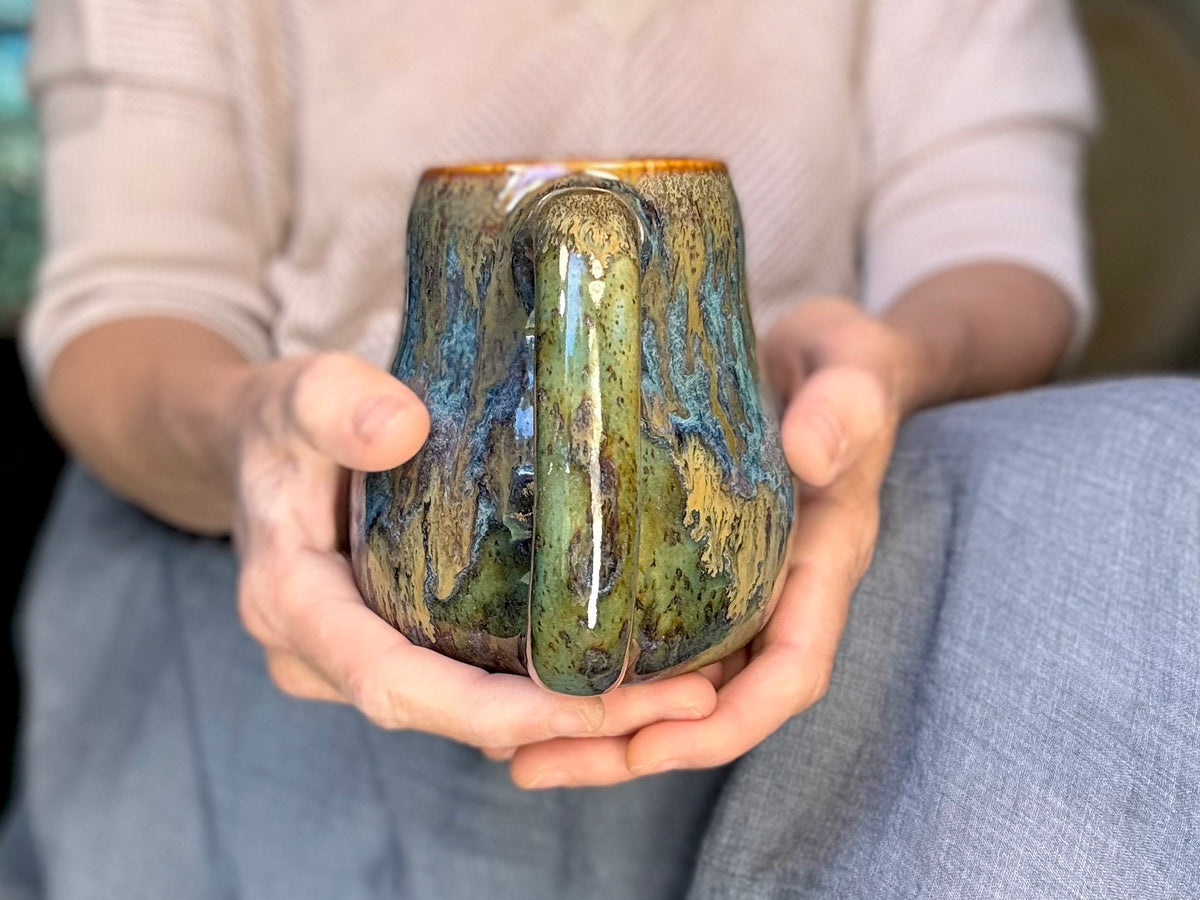 12-D Mossy Wave Mid Mod Mug, 20 oz.