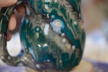 Load image into Gallery viewer, 11-E Turquoise Grotto Varation Mid Mod Mug, 20 oz.