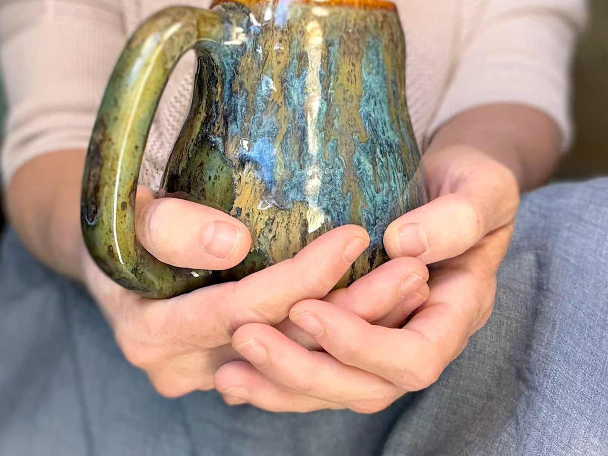 12-D Mossy Wave Mid Mod Mug, 20 oz.