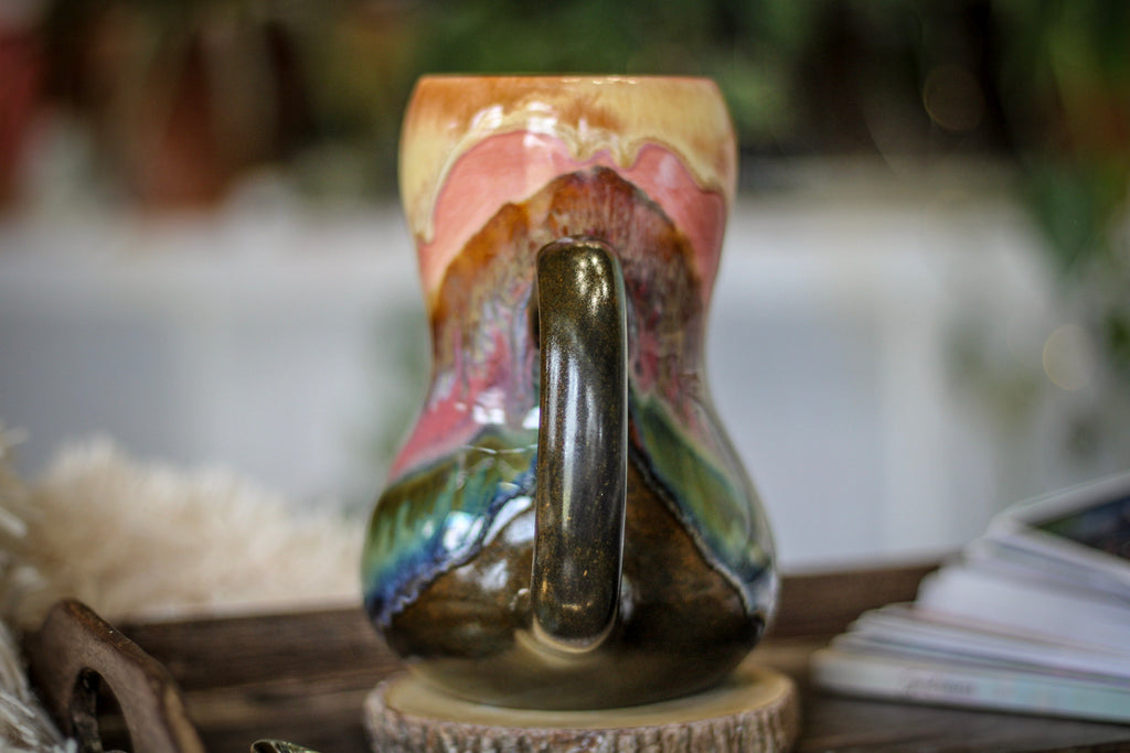 11-B Coral Meadows Gourd Mug, 27 oz.