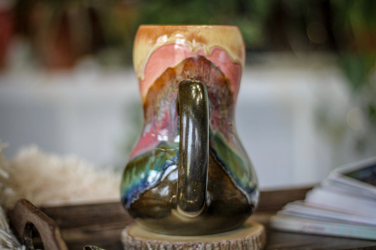 11-B Coral Meadows Gourd Mug, 27 oz.