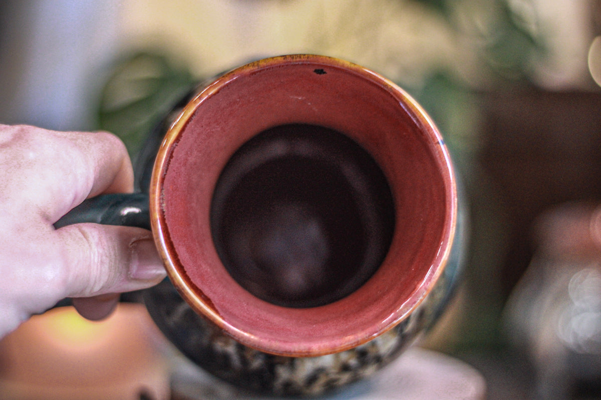 09-D Molten Cheetah Flared Mug, 23 oz.