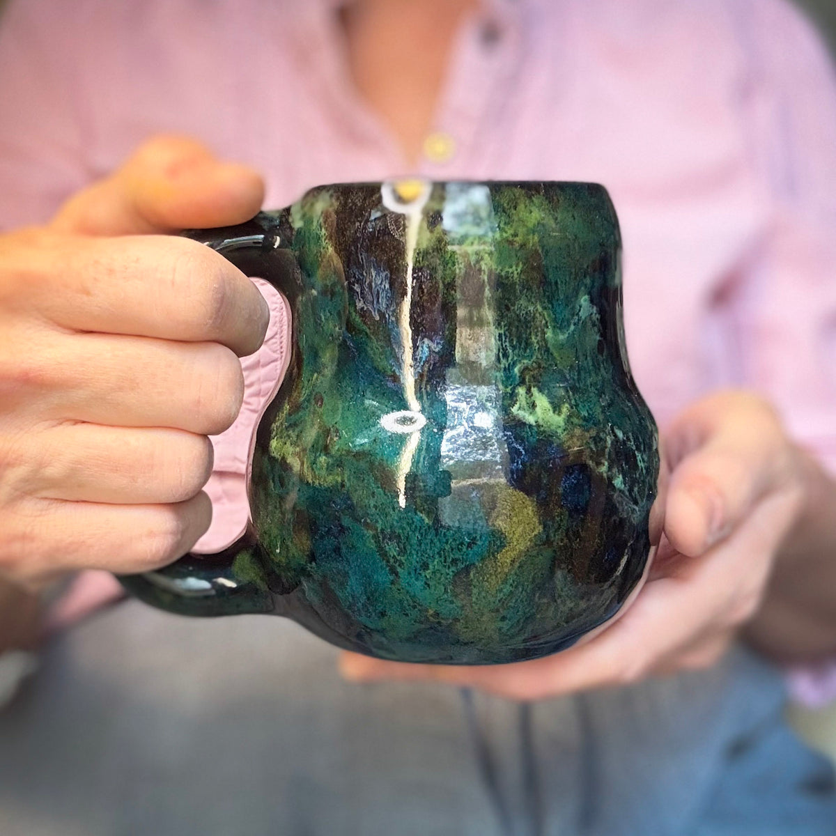 11-B Mossy Agate Curvy Mug, 18 oz.