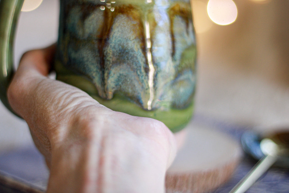 09-F EXPERIMENT Petite Textured Mug, 13 oz.