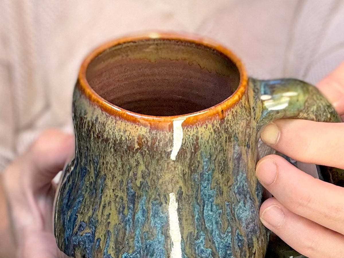 12-D Mossy Wave Mid Mod Mug, 20 oz.