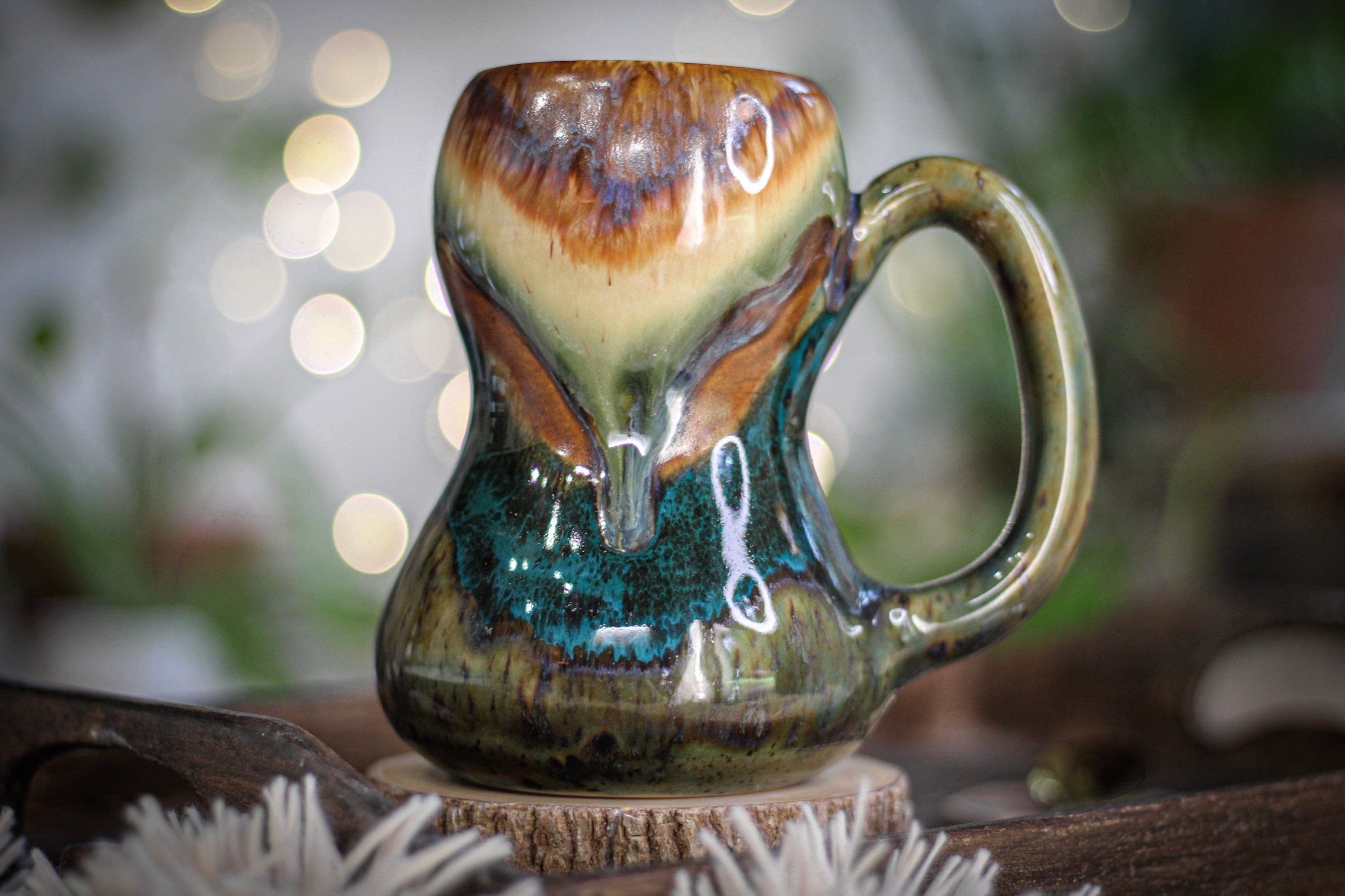 02-B New Earth Variation Gourd Mug, 20 oz.