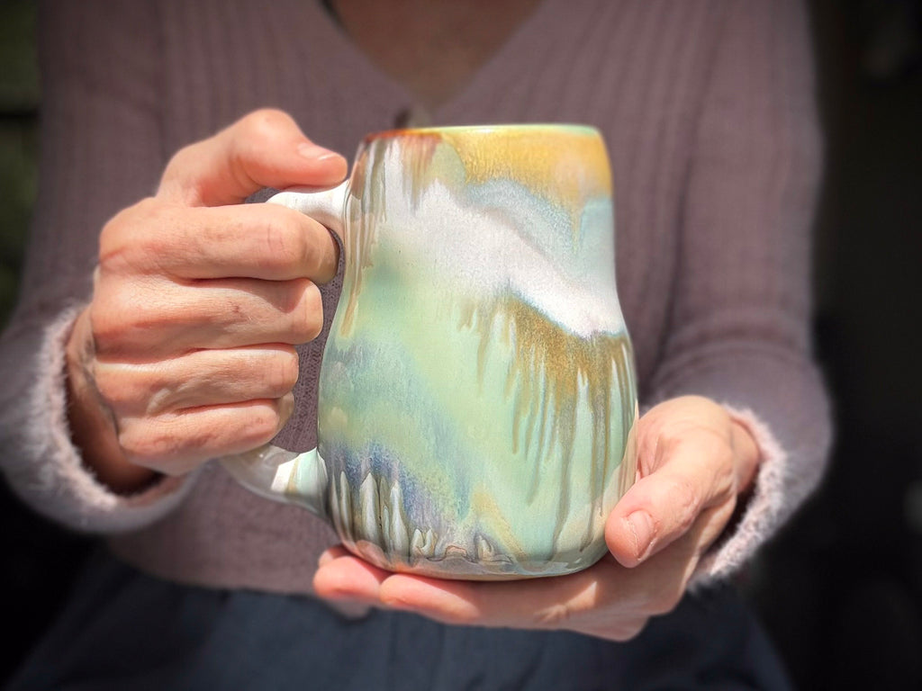 13-D Soft Earth Mid Mod Mug, 20 oz.