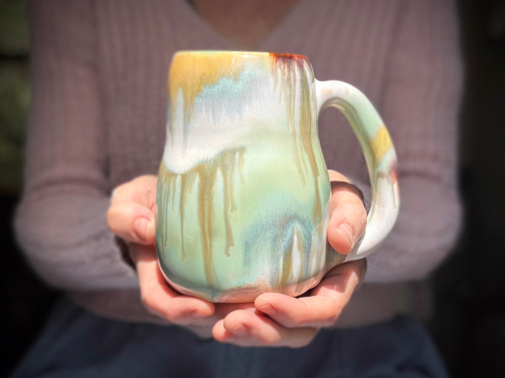13-D Soft Earth Mid Mod Mug, 20 oz.