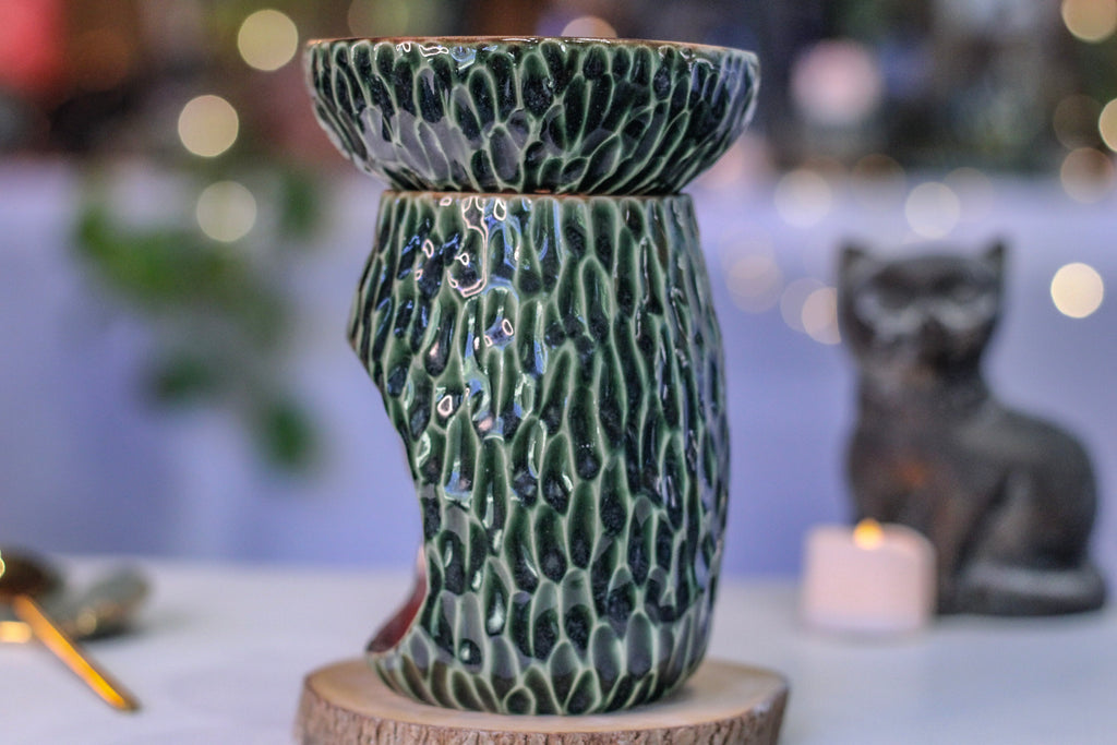 12-C Evergreen Christmas Textured Wax Melt Burner