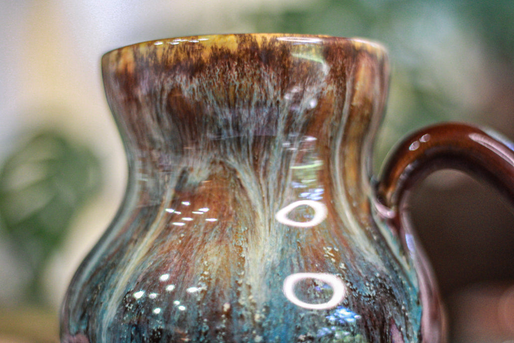 10-D Aqua Falls Notched Gourd Mug, 19 oz.