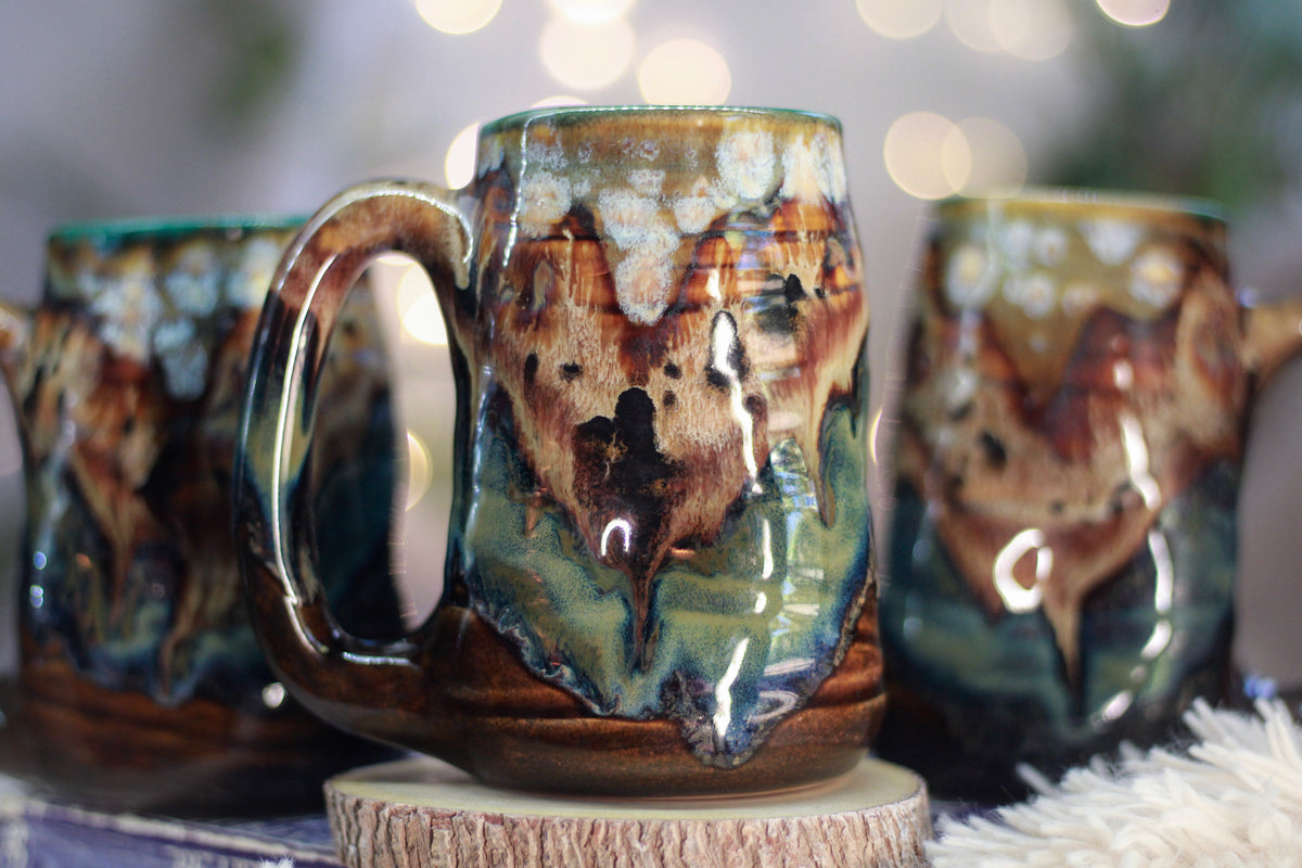 10-D Desert Oasis Textured Divot Mug - MISFIT, 17 oz