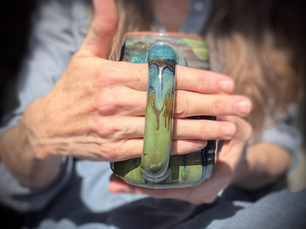 12-D Green 'FLOW' Swirly Mug, 19 oz.
