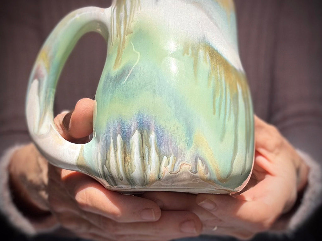 13-D Soft Earth Mid Mod Mug, 20 oz.