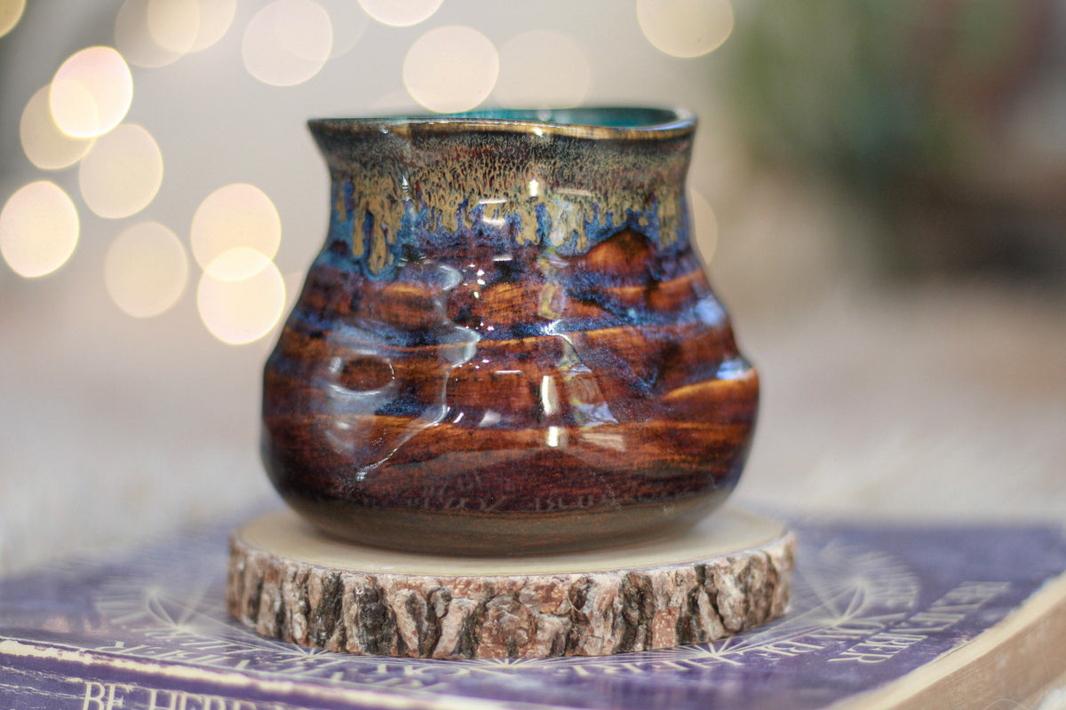 16-TESTER Textured Divot Sipping Bowl,  10 oz.