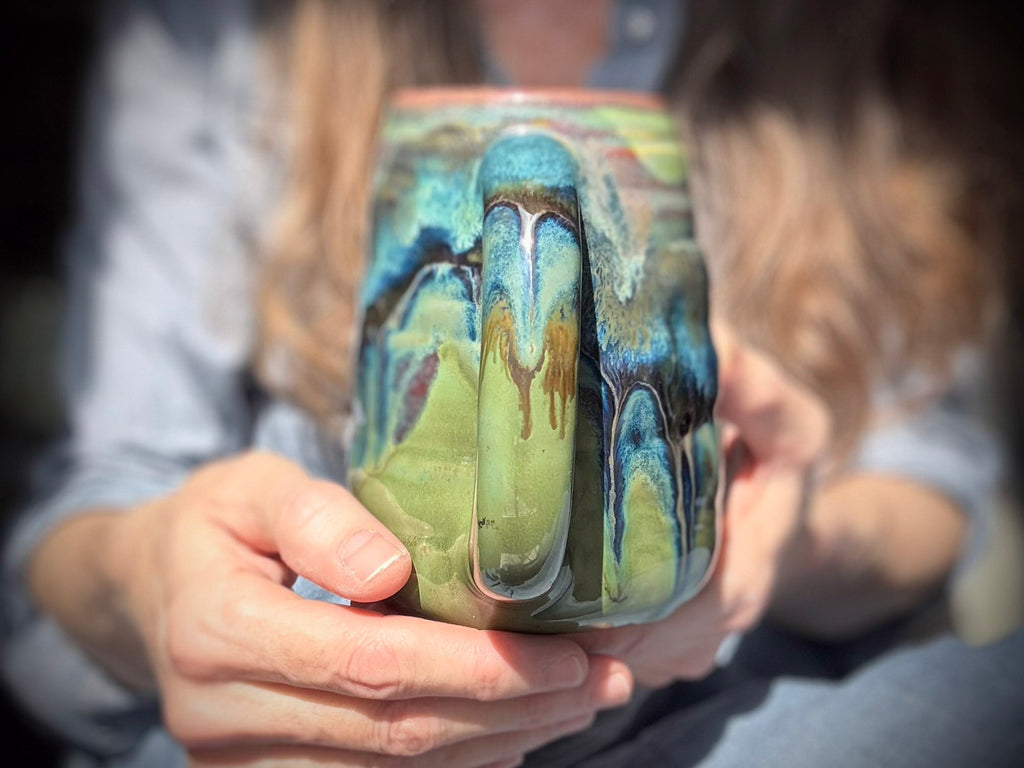 12-D Green 'FLOW' Swirly Mug, 19 oz.