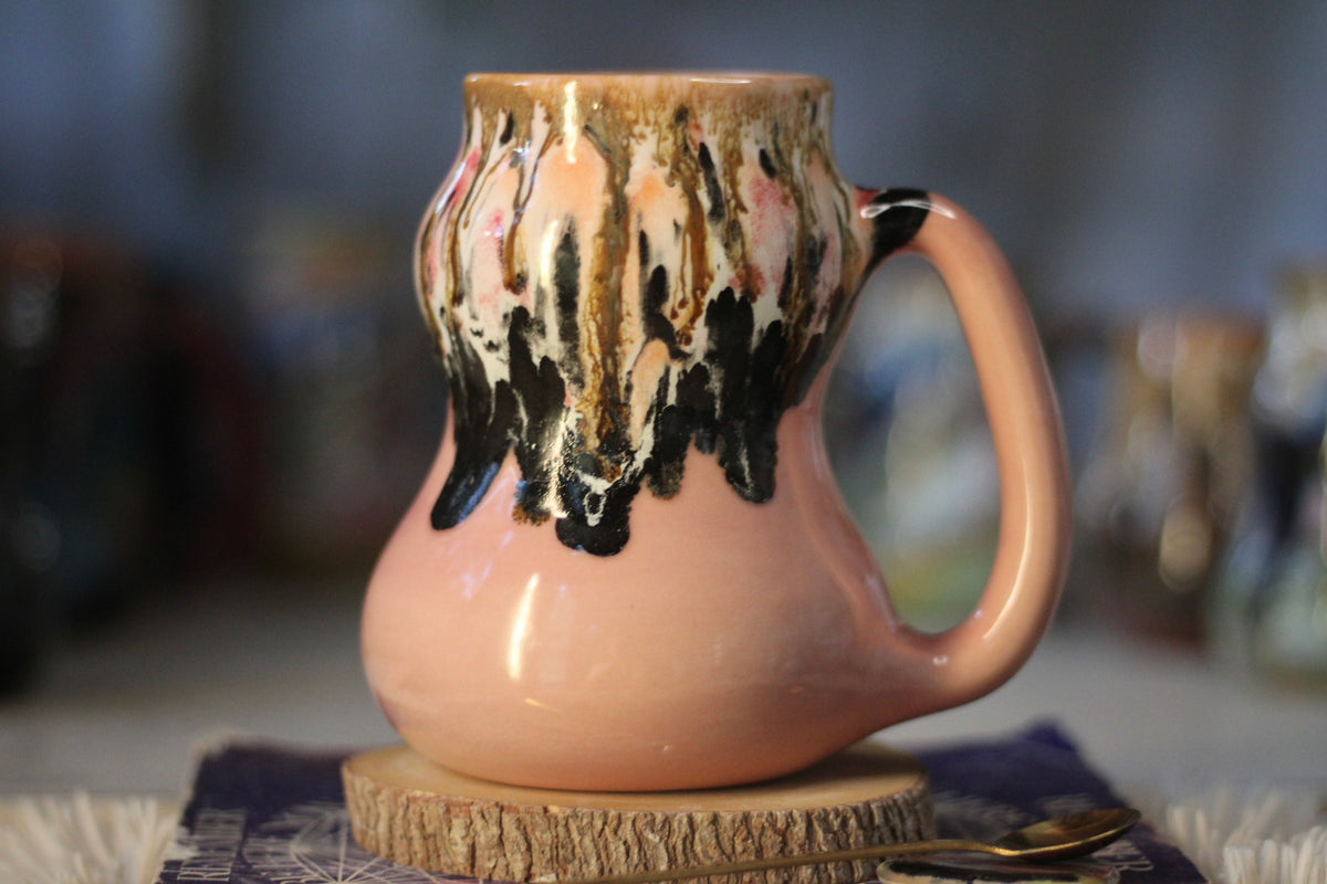 05-E Granny's Lace Gourd Mug Variation - TOP SHELF, 22 oz.