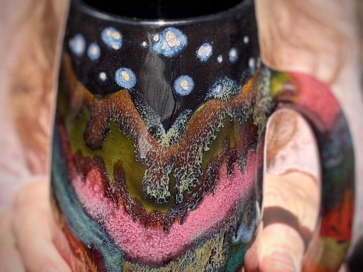 14-B Green Mountain Midnight Mug, MISFIT 25 oz. - 15% off