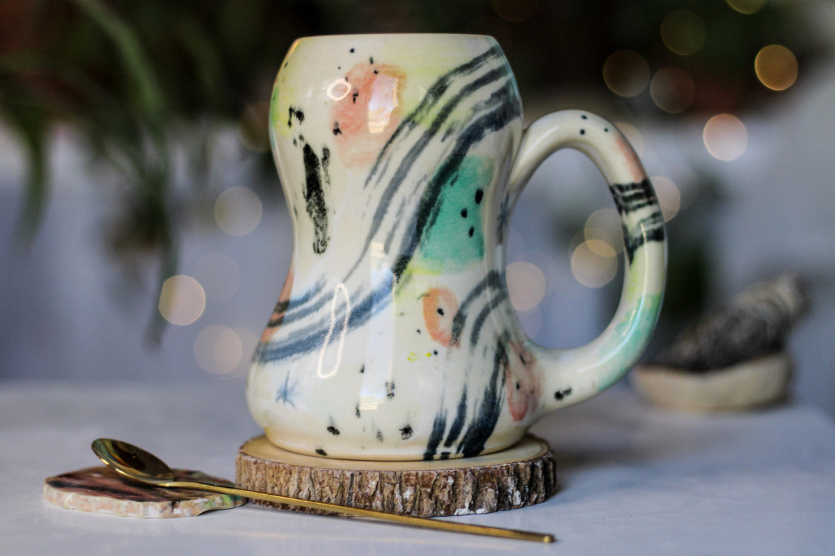 12-D Atomic Jazz Acorn Gourd Mug, 20 oz.