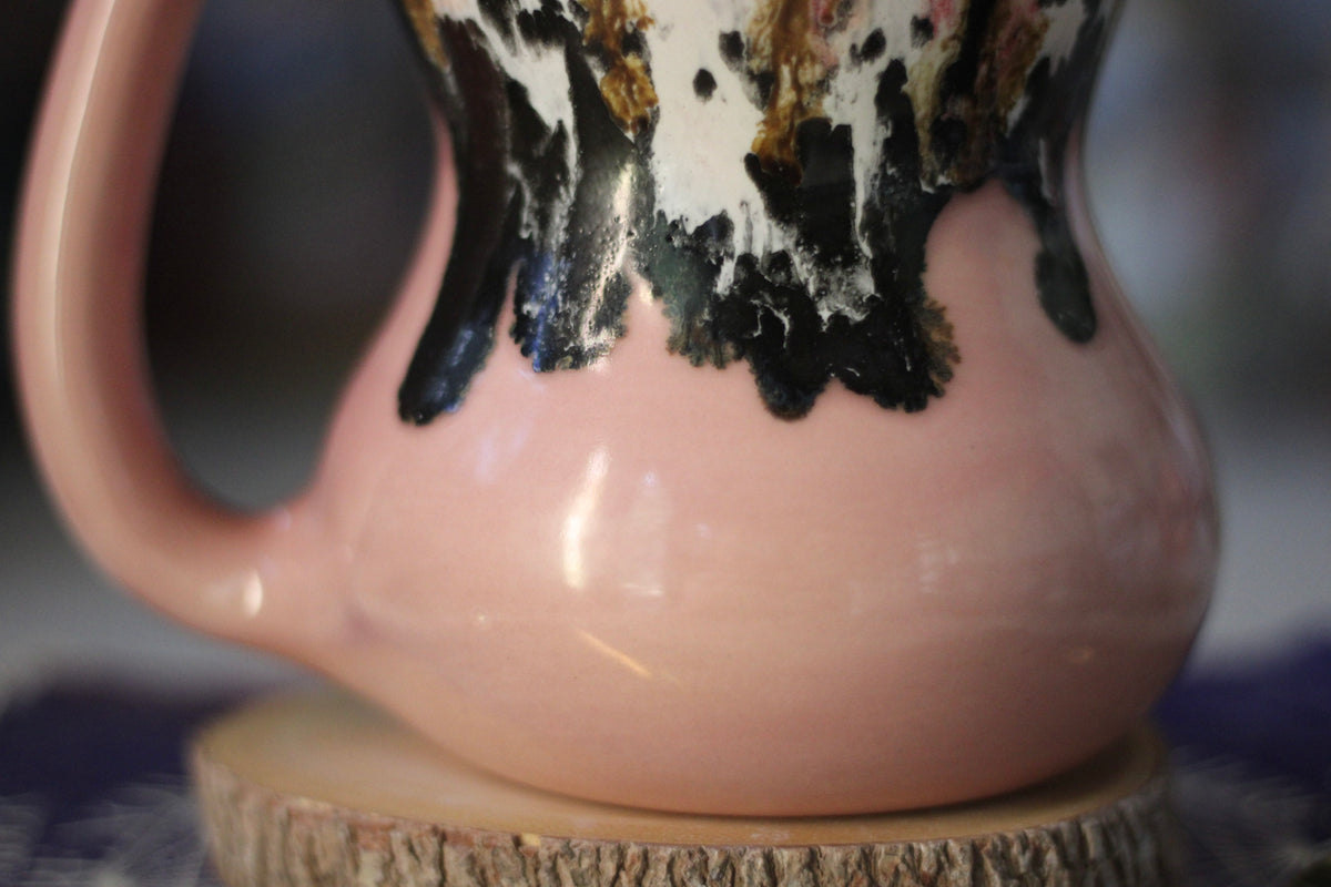 05-E Granny's Lace Gourd Mug Variation - TOP SHELF, 22 oz.