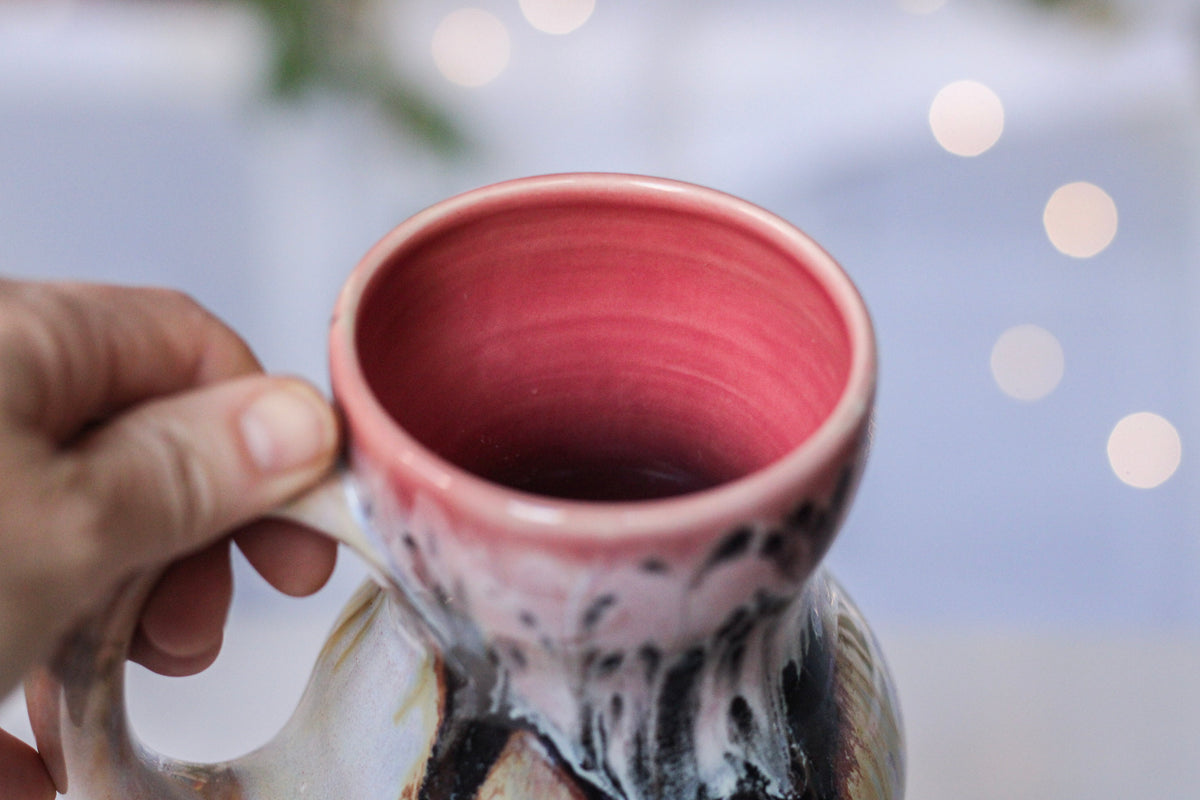 11-E Granny's Lace Soft Earth Variation Gourd Mug, 14 oz.